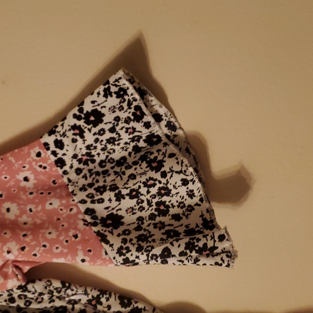 Wednesday's Girl print top - Picture 3 of 5